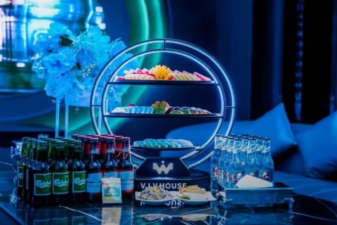 梅州夜总会招聘,梅州夜总会排名,团队相伴,开启财富征程之旅